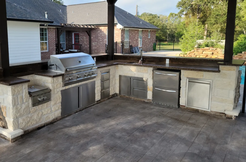 The Benefits Of Investing In An Outdoor Kitchen