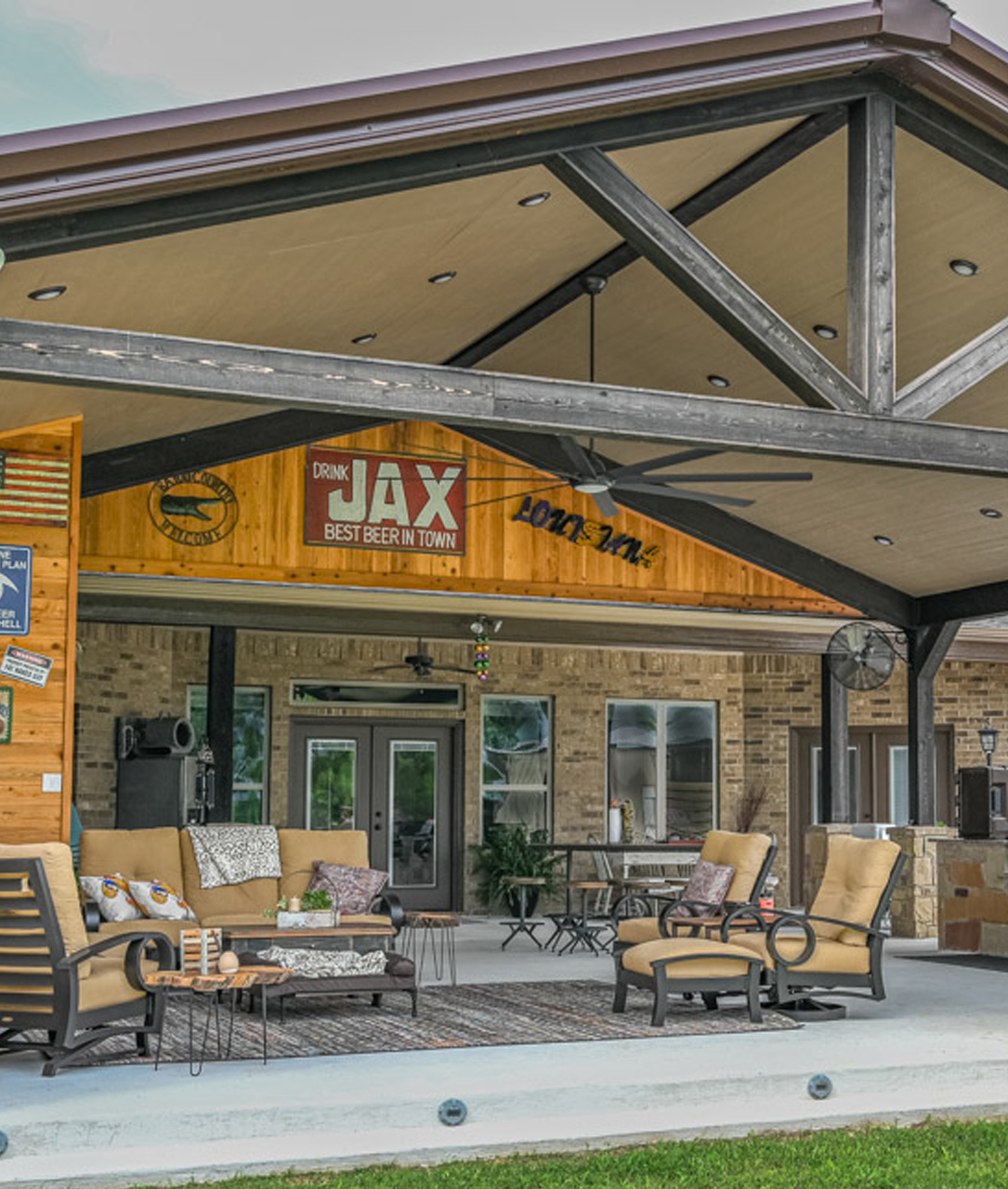 | h3 outdoor design & construction