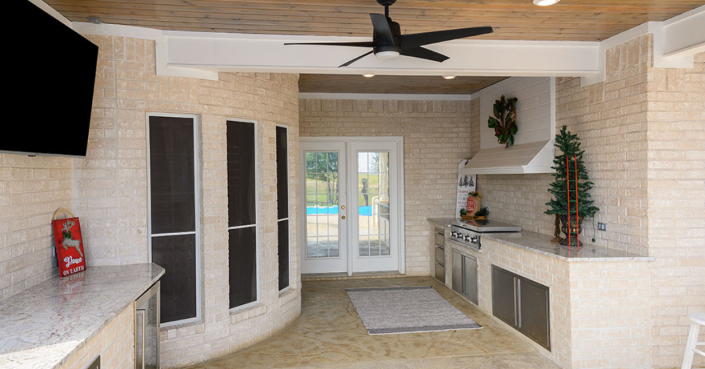 H3 Custom Outdoor Kitchen