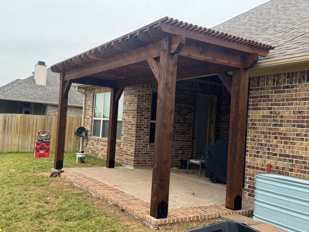 Wooden Pergola by H3 Outdoor Design