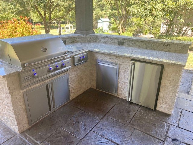 Outdoor Kitchen Grill Station